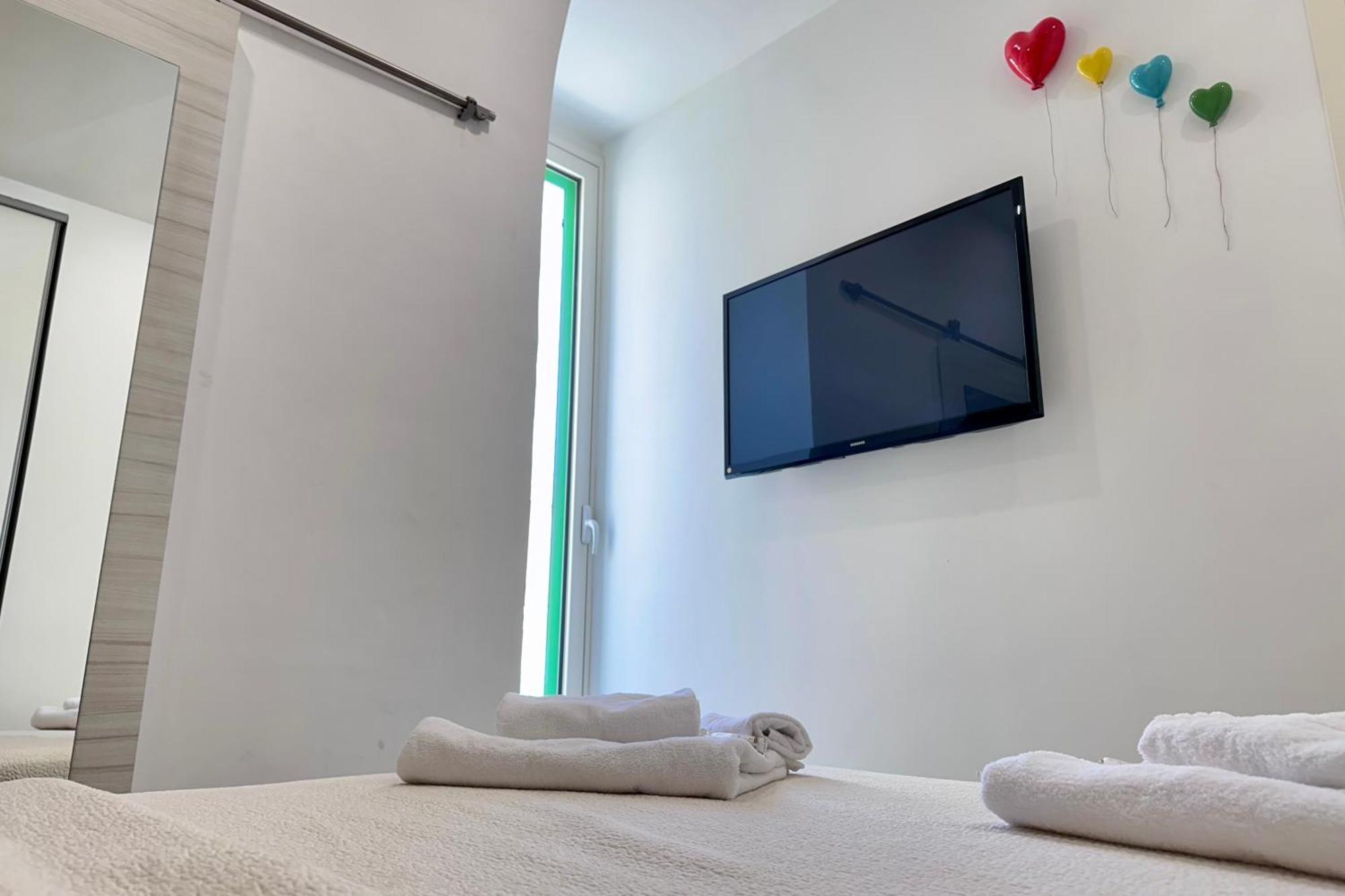 Eden Suite - Central Apartment With Balcony - Molfetta Eksteriør bilde